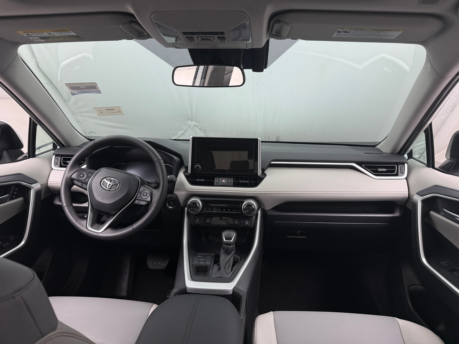 Thumbnail: 2025 Toyota RAV4 - 2