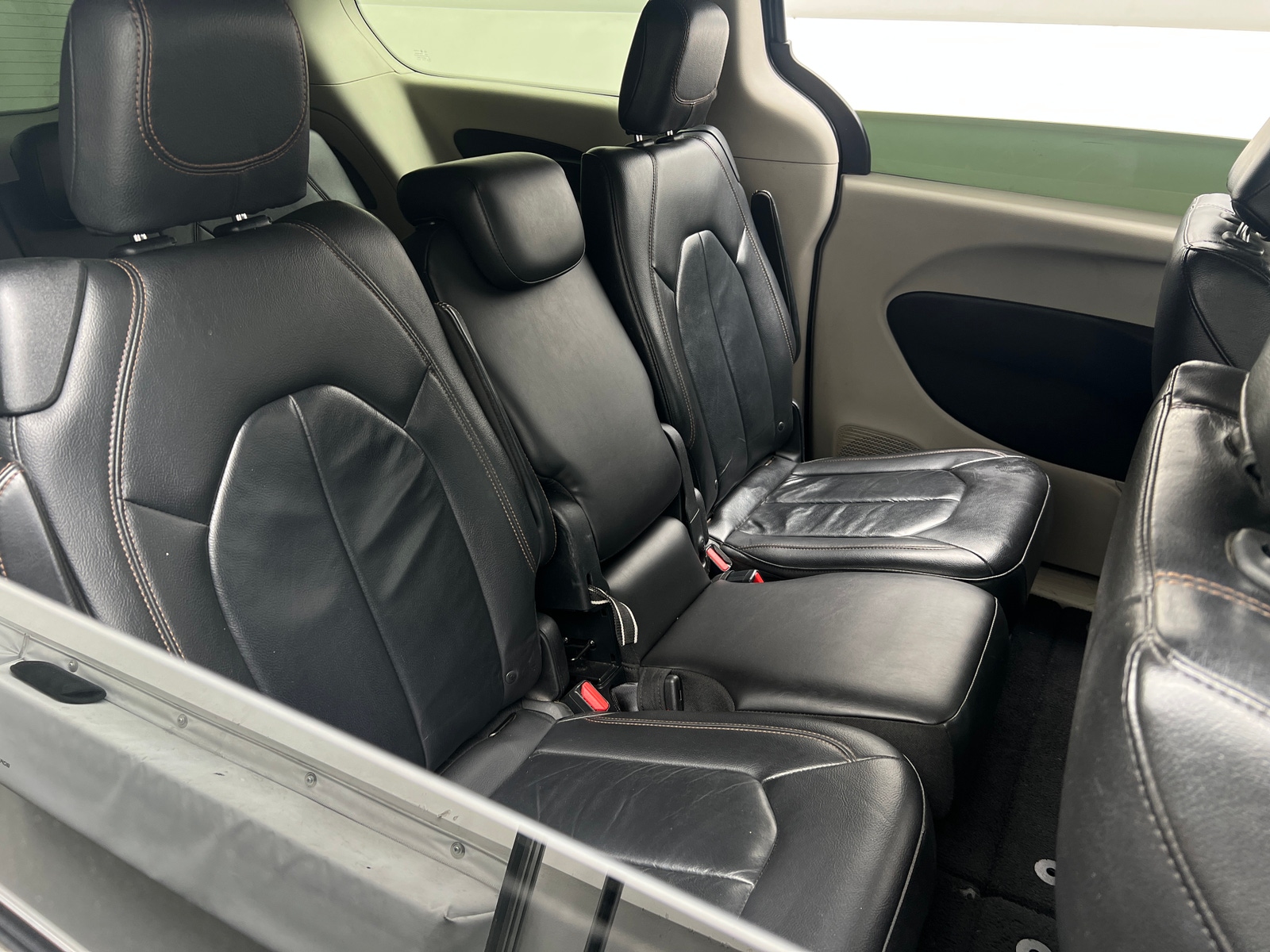 Thumbnail: 2017 Chrysler Pacifica - 5