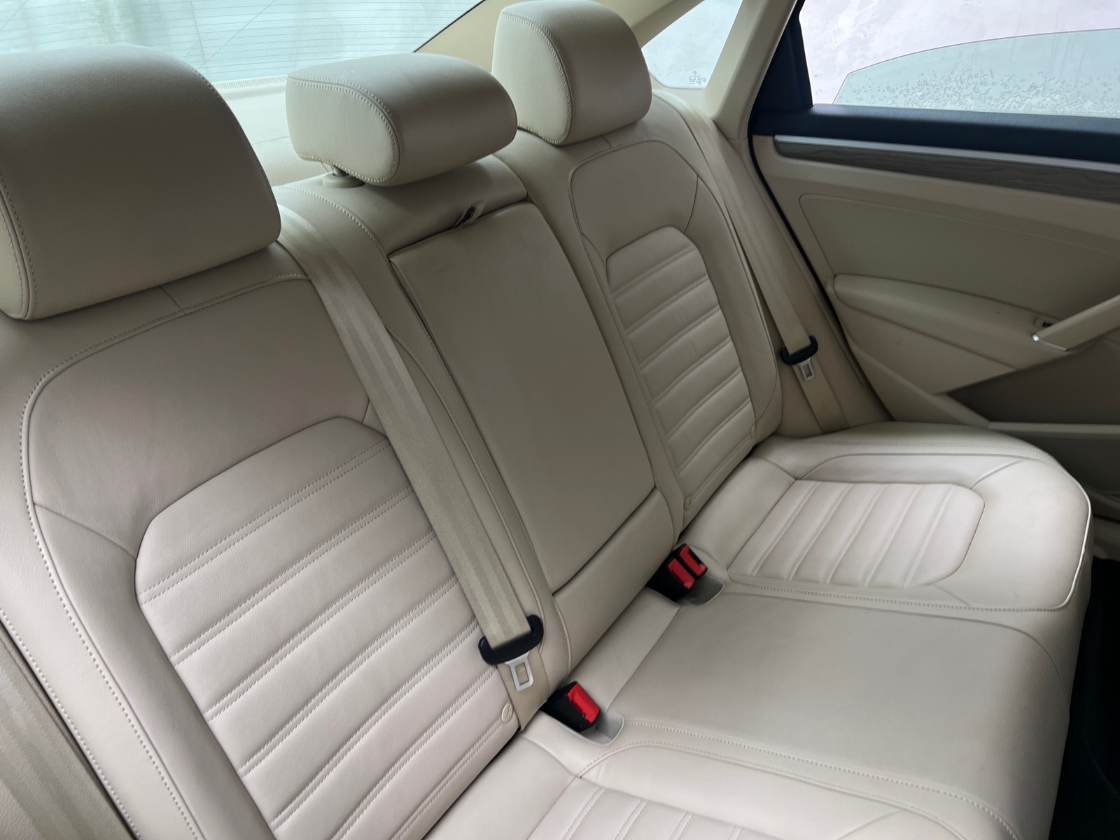 Thumbnail: 2016 Volkswagen Passat - 5