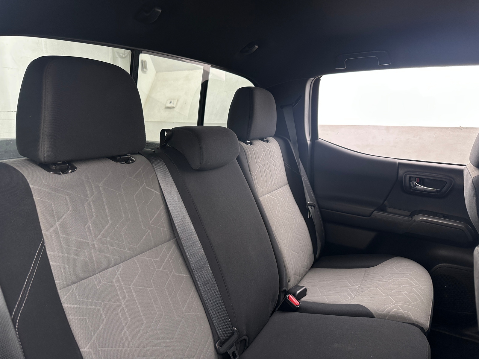 Thumbnail: 2021 Toyota Tacoma - 6