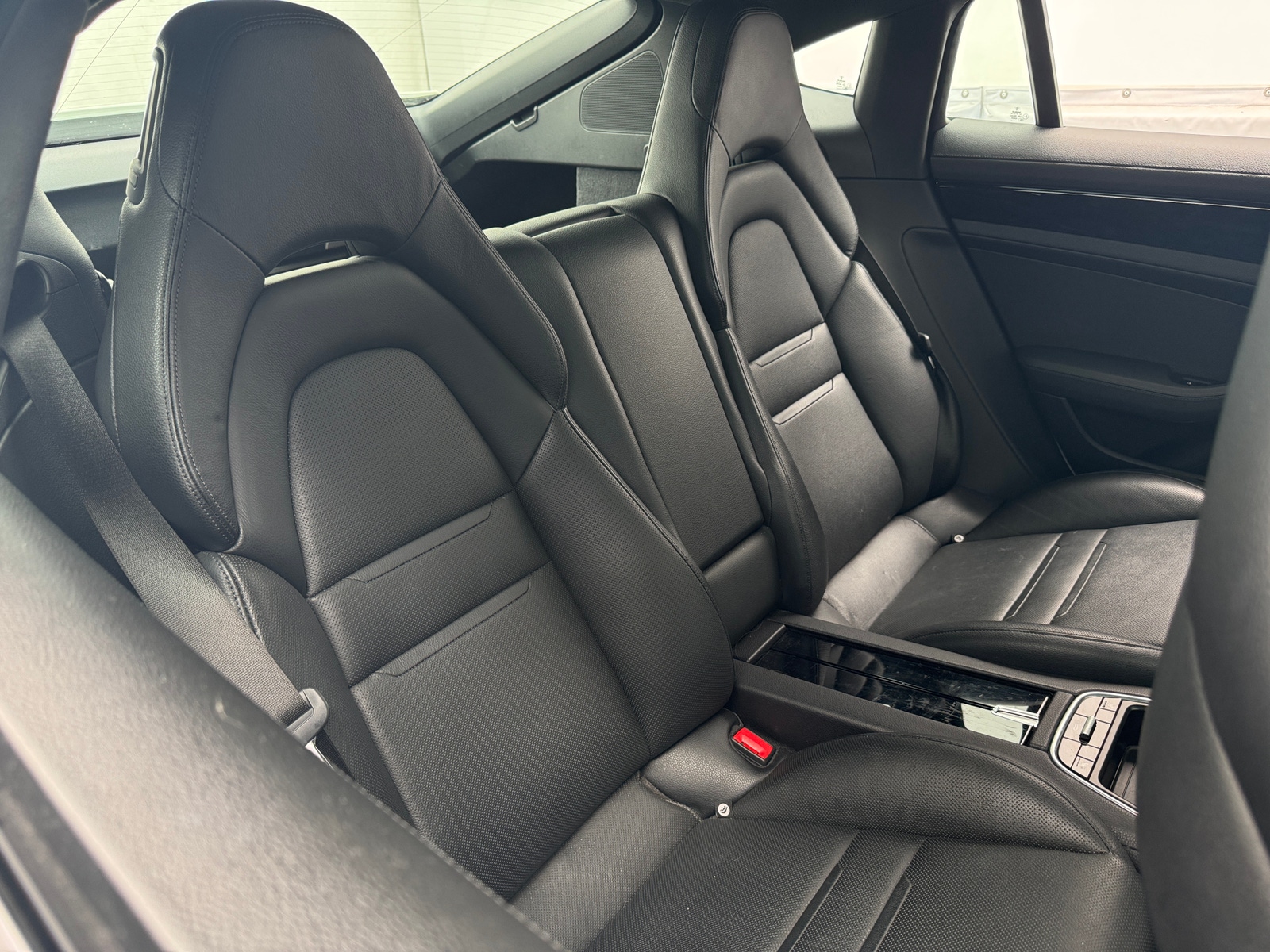 Thumbnail: 2017 Porsche Panamera - 5