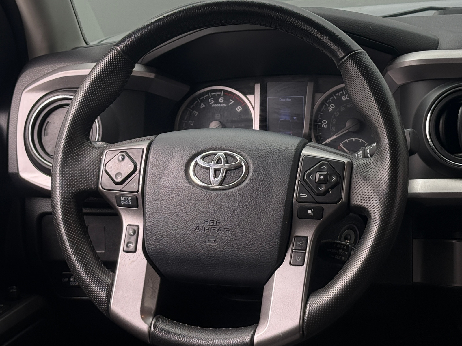 Thumbnail: 2020 Toyota Tacoma - 5