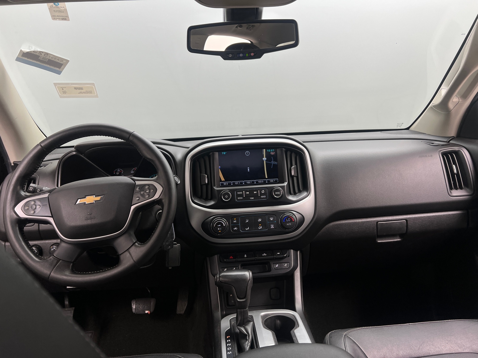 Thumbnail: 2015 Chevrolet Colorado - 3