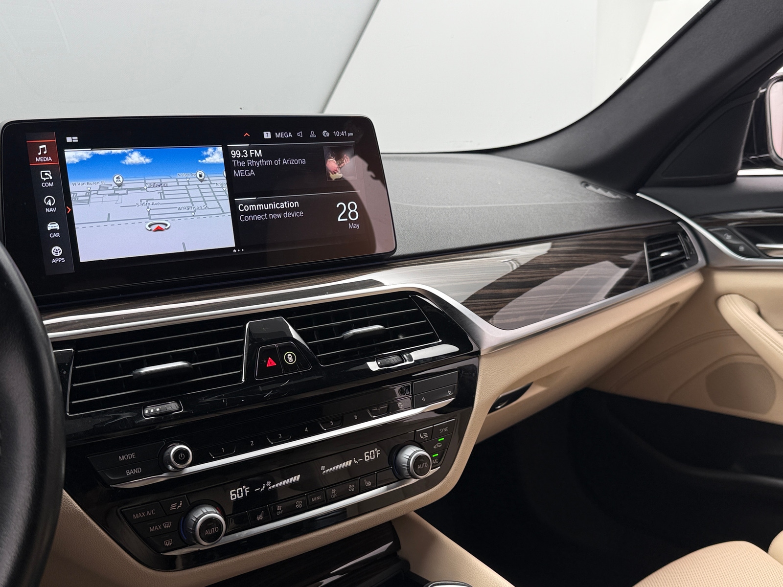 Thumbnail: 2021 BMW 5 Series - 3