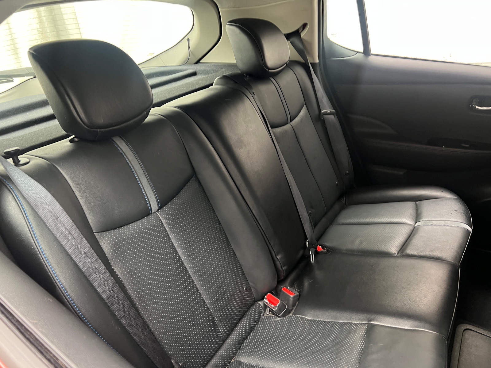Thumbnail: 2018 Nissan Leaf - 5