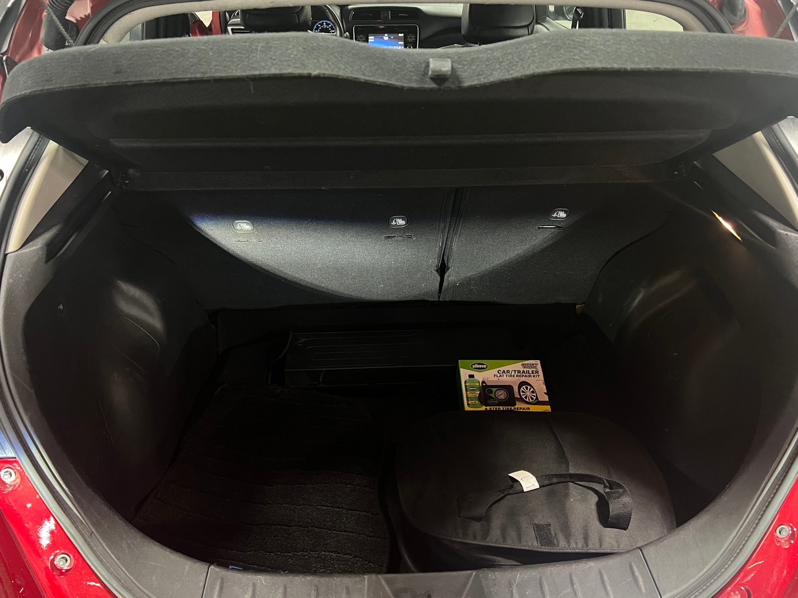 Thumbnail: 2018 Nissan Leaf - 6