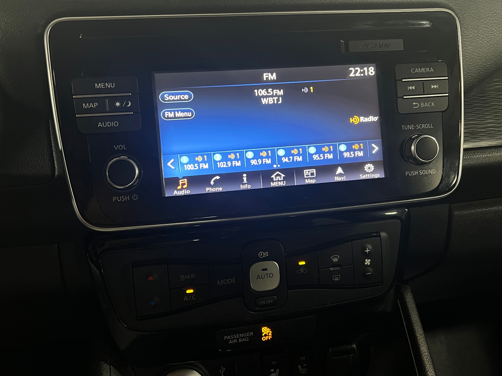 Thumbnail: 2018 Nissan Leaf - 3