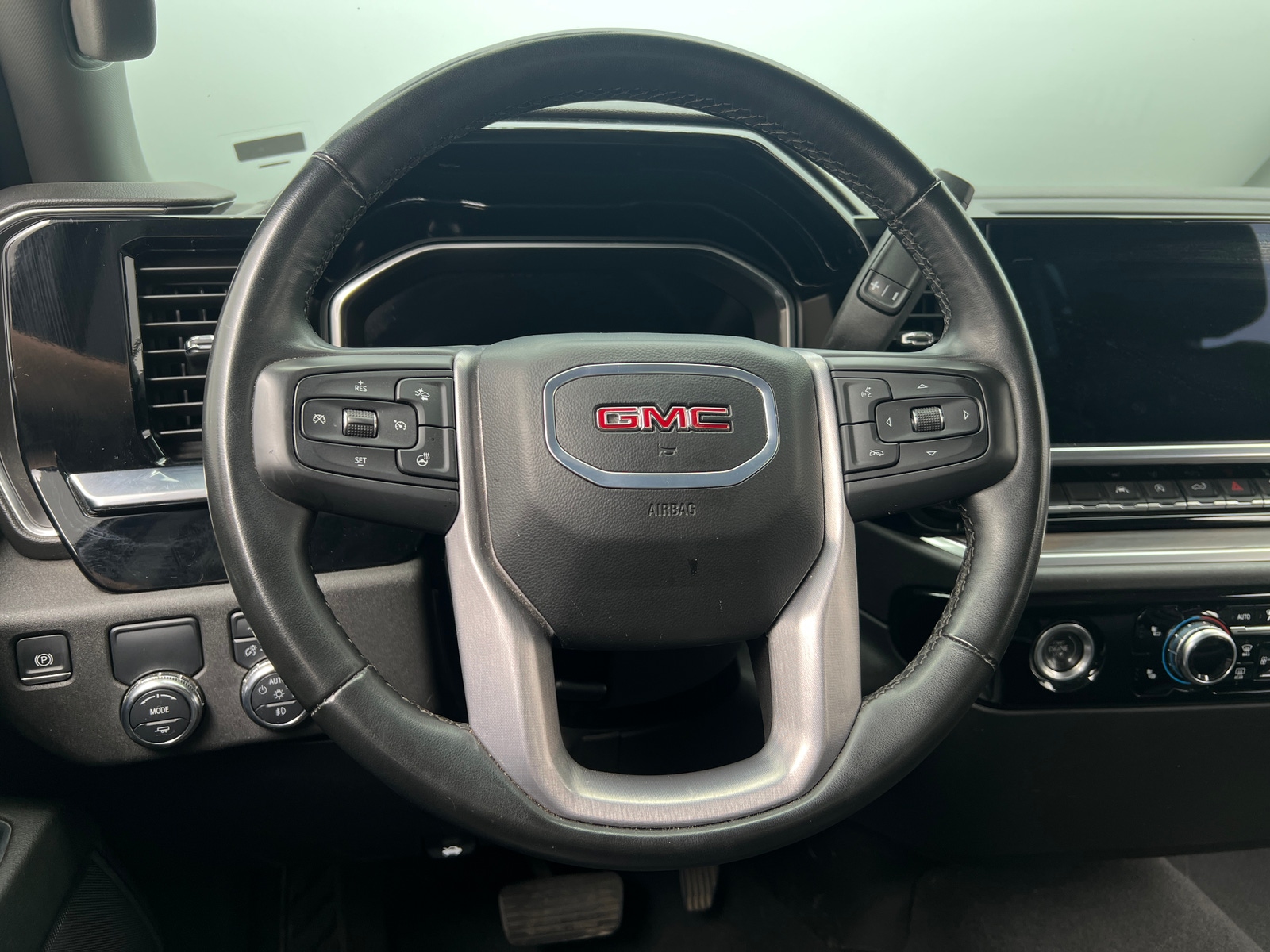 Thumbnail: 2024 GMC Sierra 1500 - 4