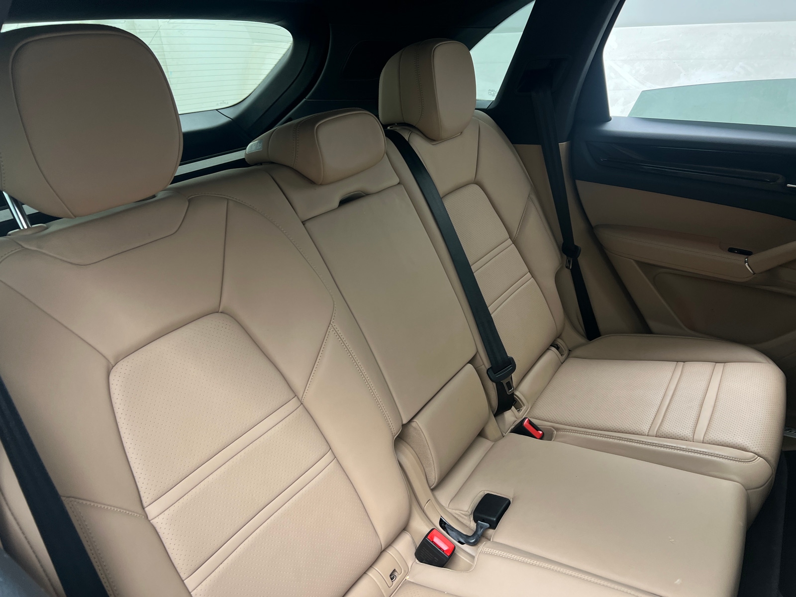 Thumbnail: 2021 Porsche Cayenne - 5