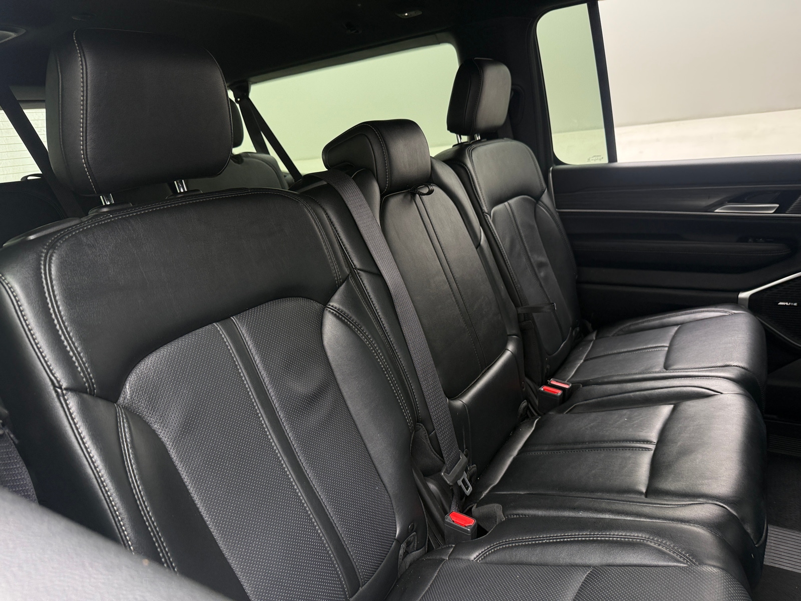 Thumbnail: 2024 Jeep Wagoneer - 5