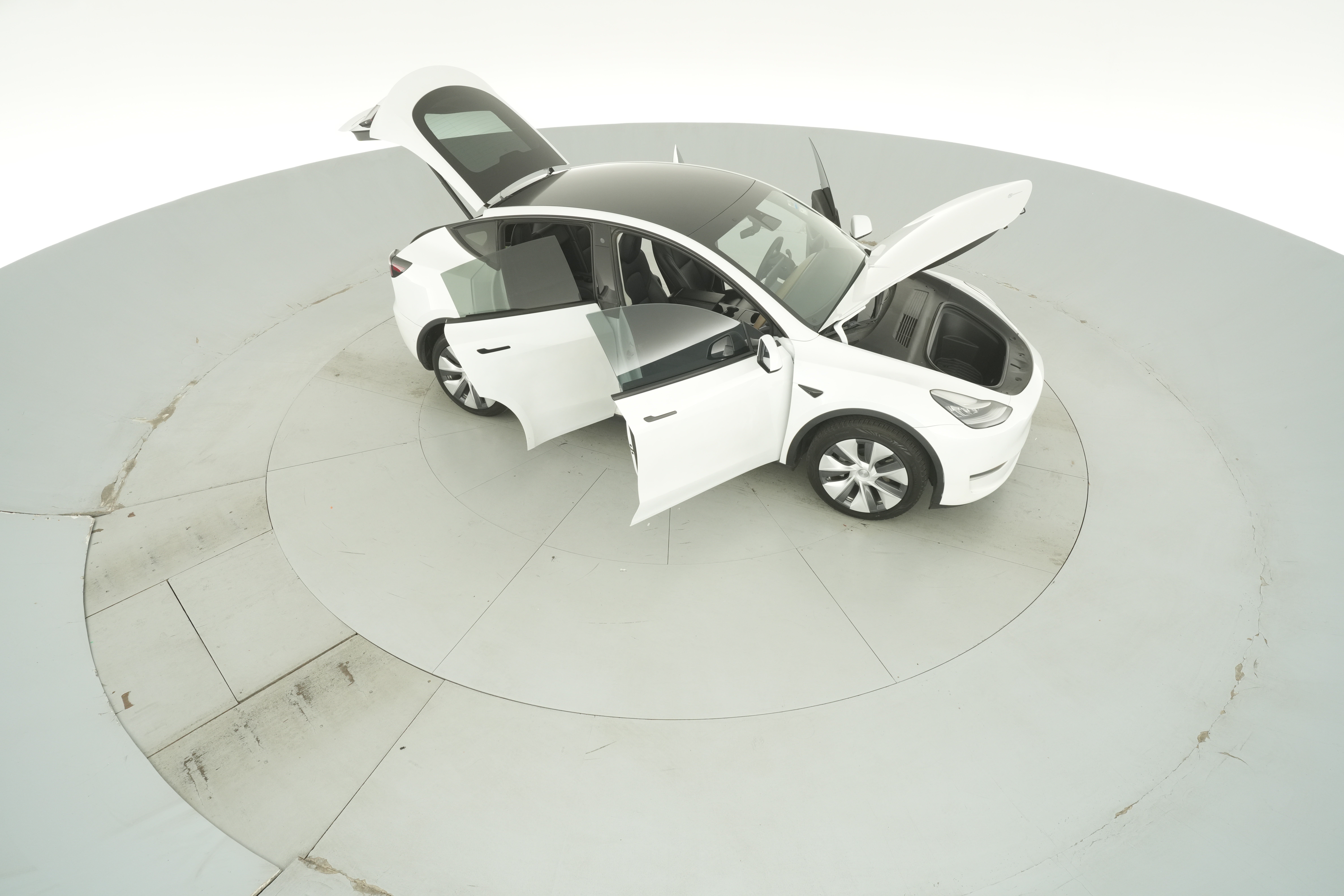 2020 Tesla Model Y Long Range - Photo 57