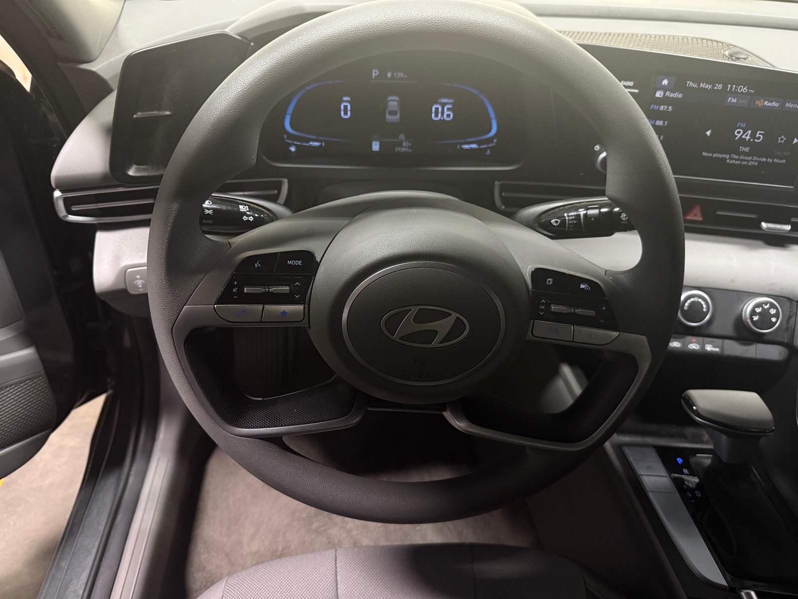 Thumbnail: 2025 Hyundai Elantra - 5