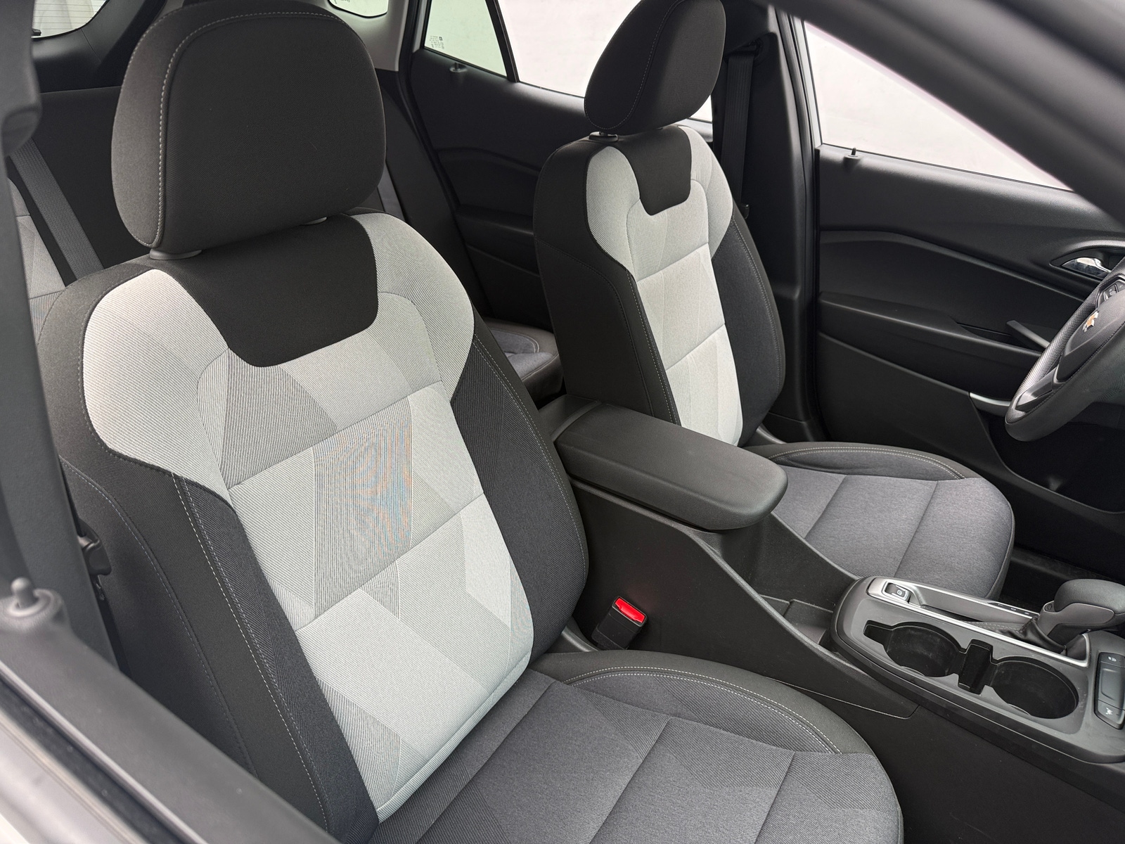 Thumbnail: 2024 Chevrolet Trax - 2