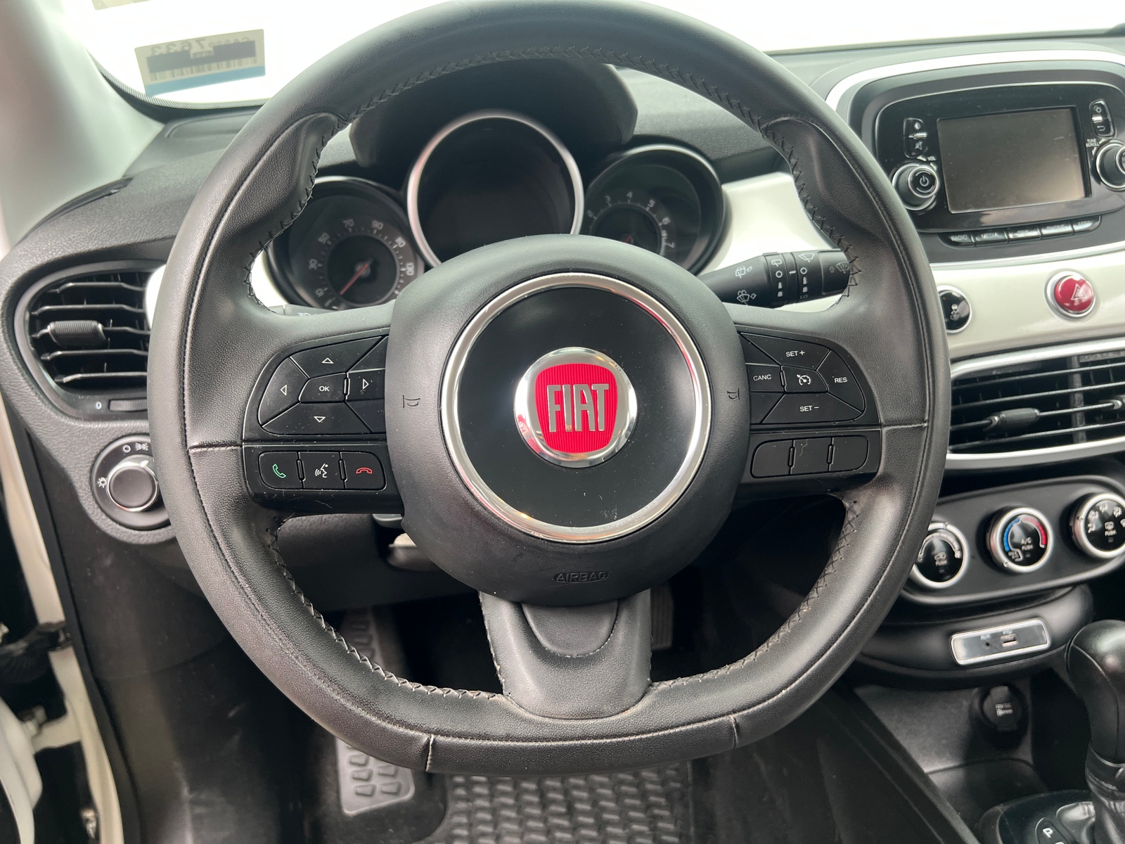 Thumbnail: 2017 Fiat 500X - 5