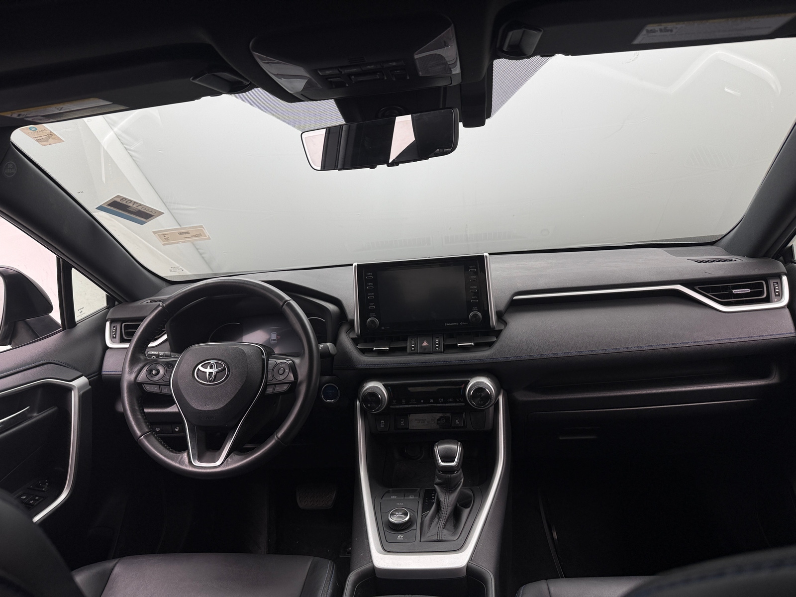 Thumbnail: 2021 Toyota RAV4 - 3