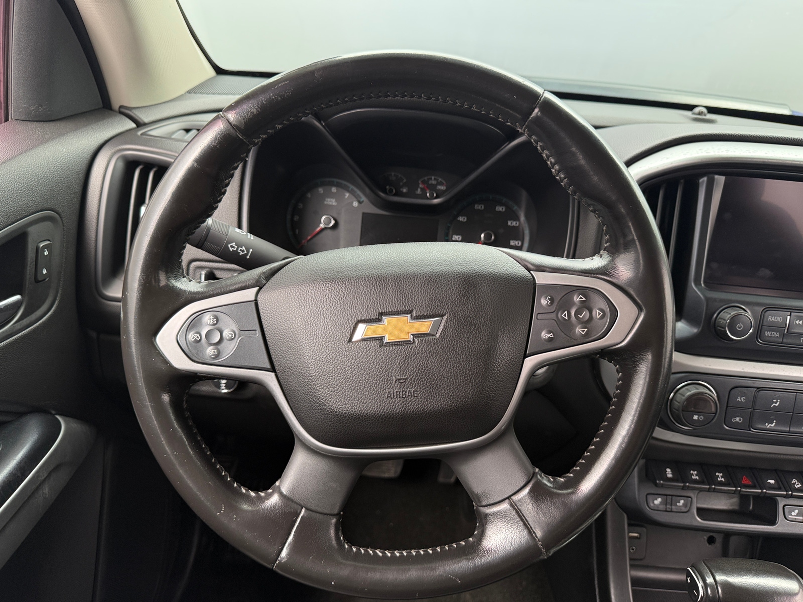 Thumbnail: 2017 Chevrolet Colorado - 4