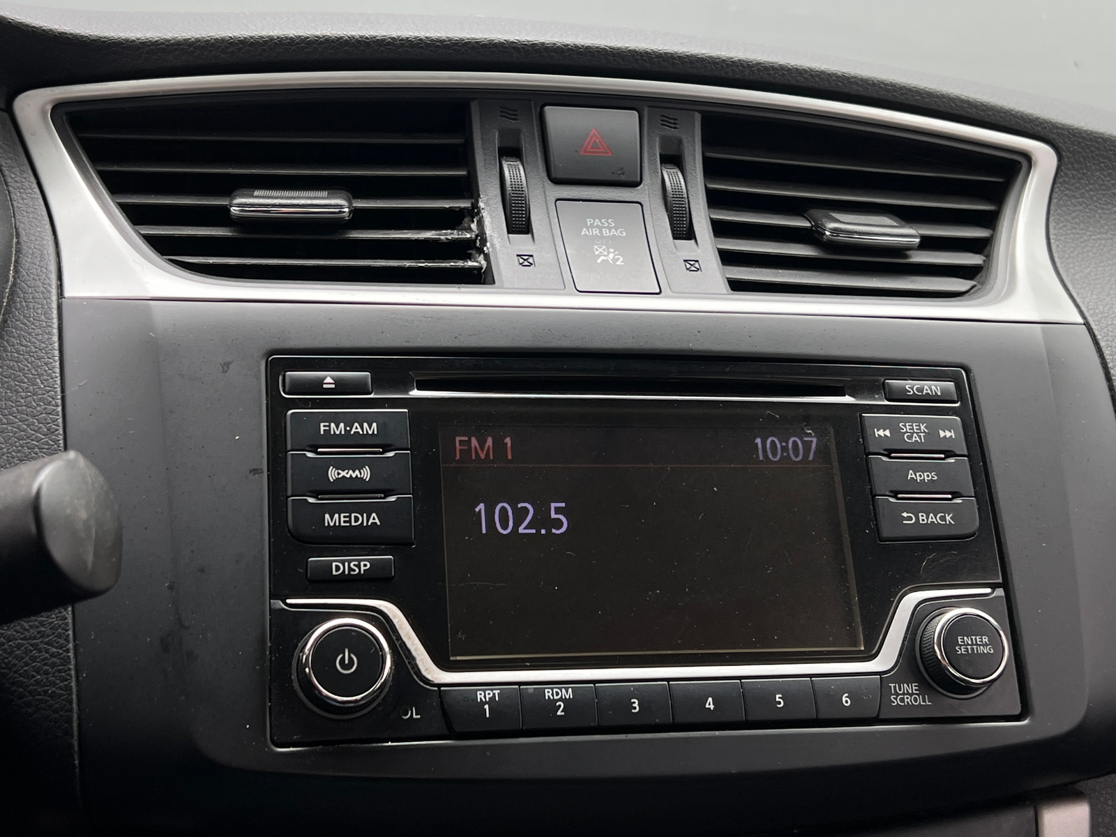 Thumbnail: 2015 Nissan Sentra - 4