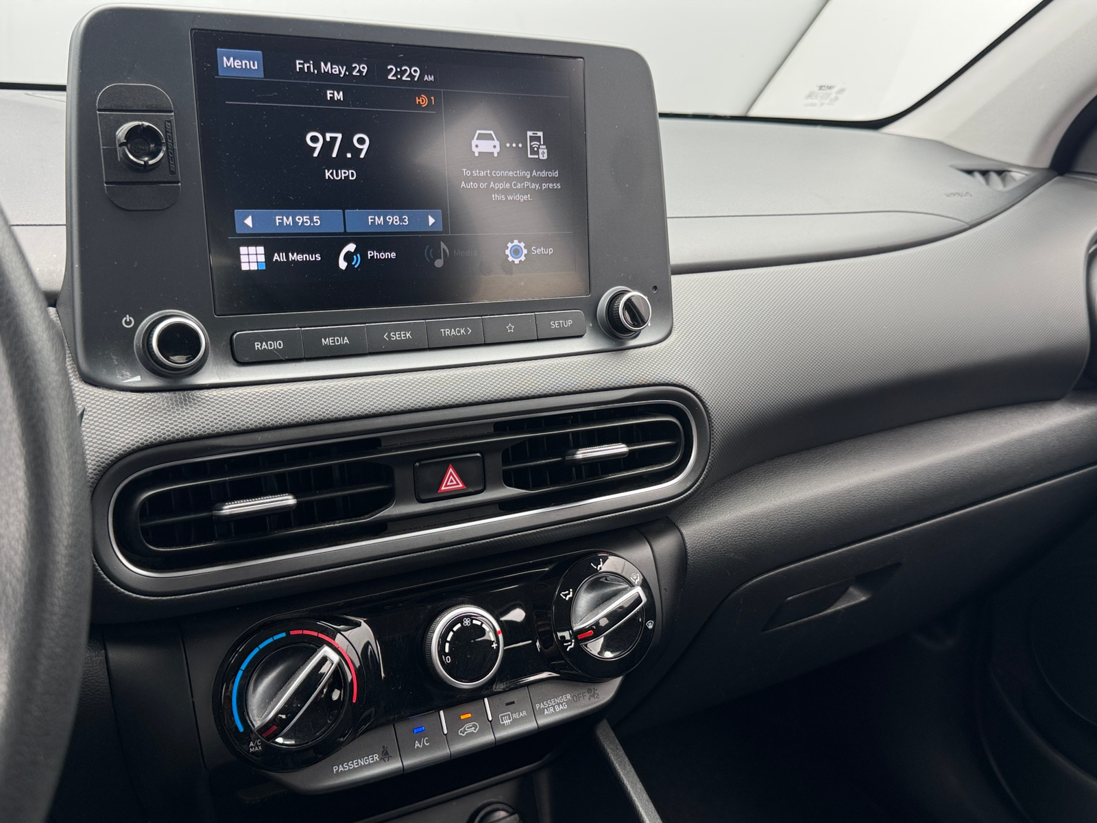 Thumbnail: 2023 Hyundai Kona - 4
