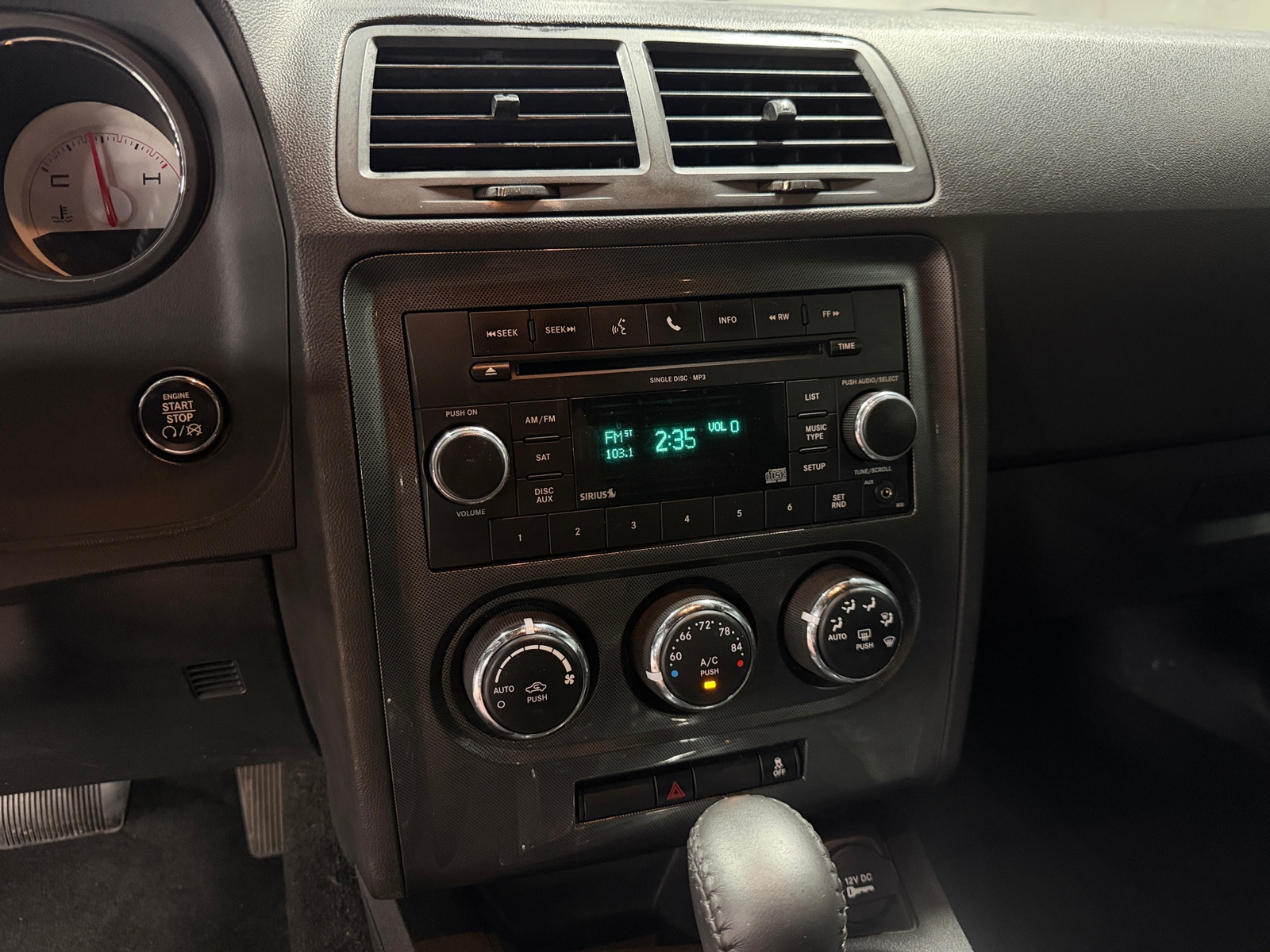 Thumbnail: 2011 Dodge Challenger - 3