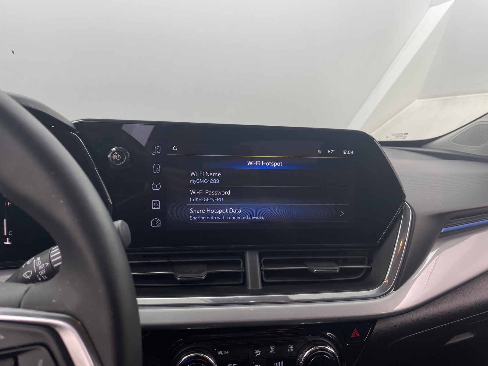 Thumbnail: 2025 Chevrolet Trax - 4
