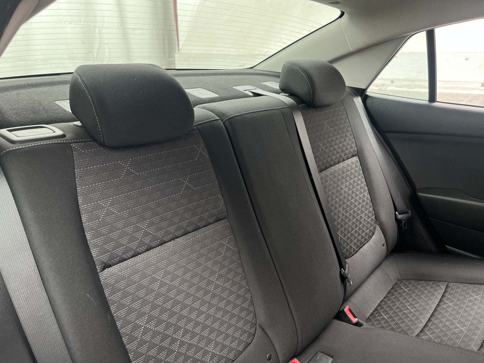 Thumbnail: 2021 Kia Rio - 6