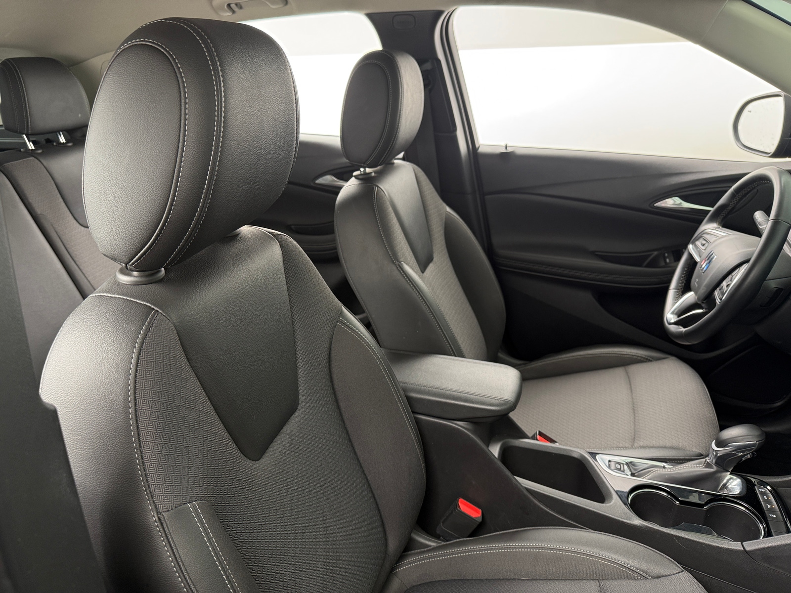 Thumbnail: 2025 Buick Encore GX - 2