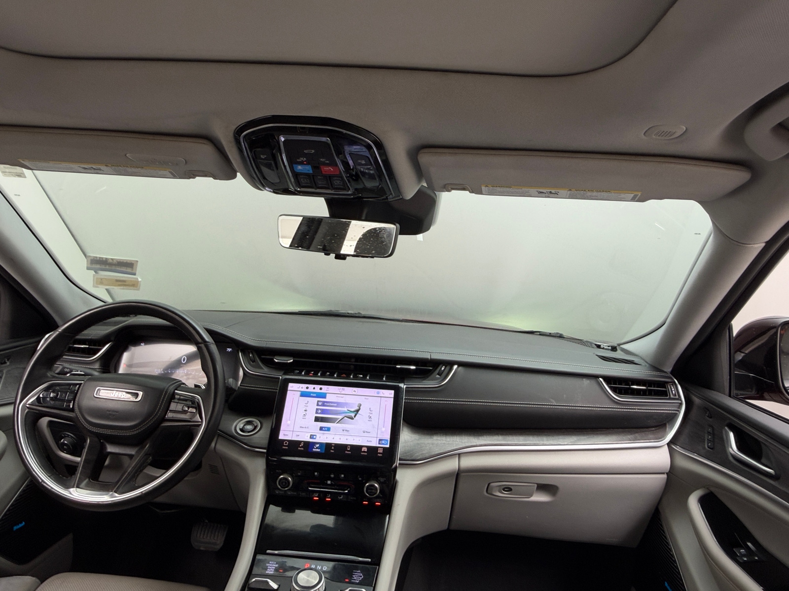 Thumbnail: 2022 Jeep Grand Cherokee L - 2