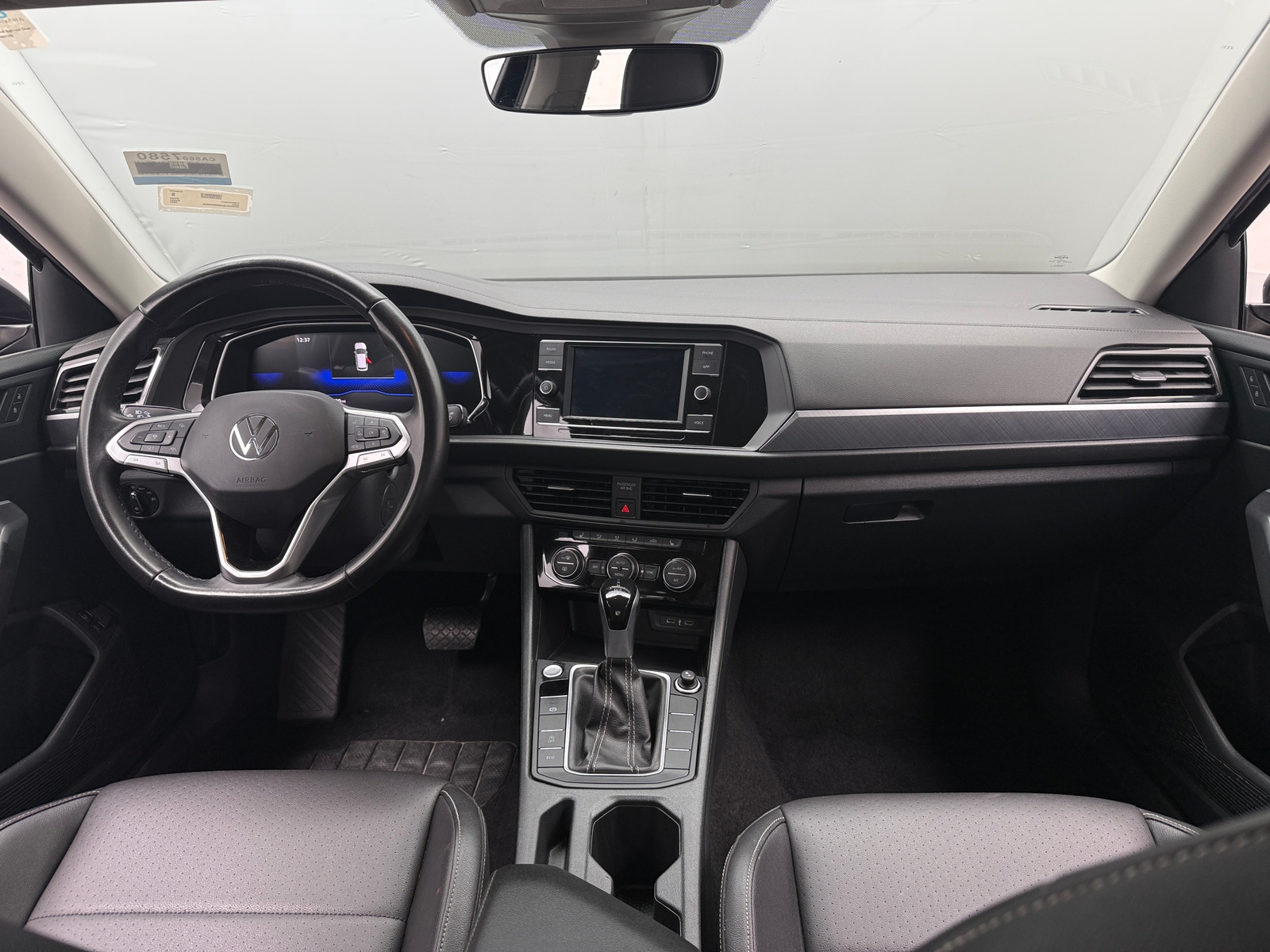 Thumbnail: 2024 Volkswagen Jetta - 2