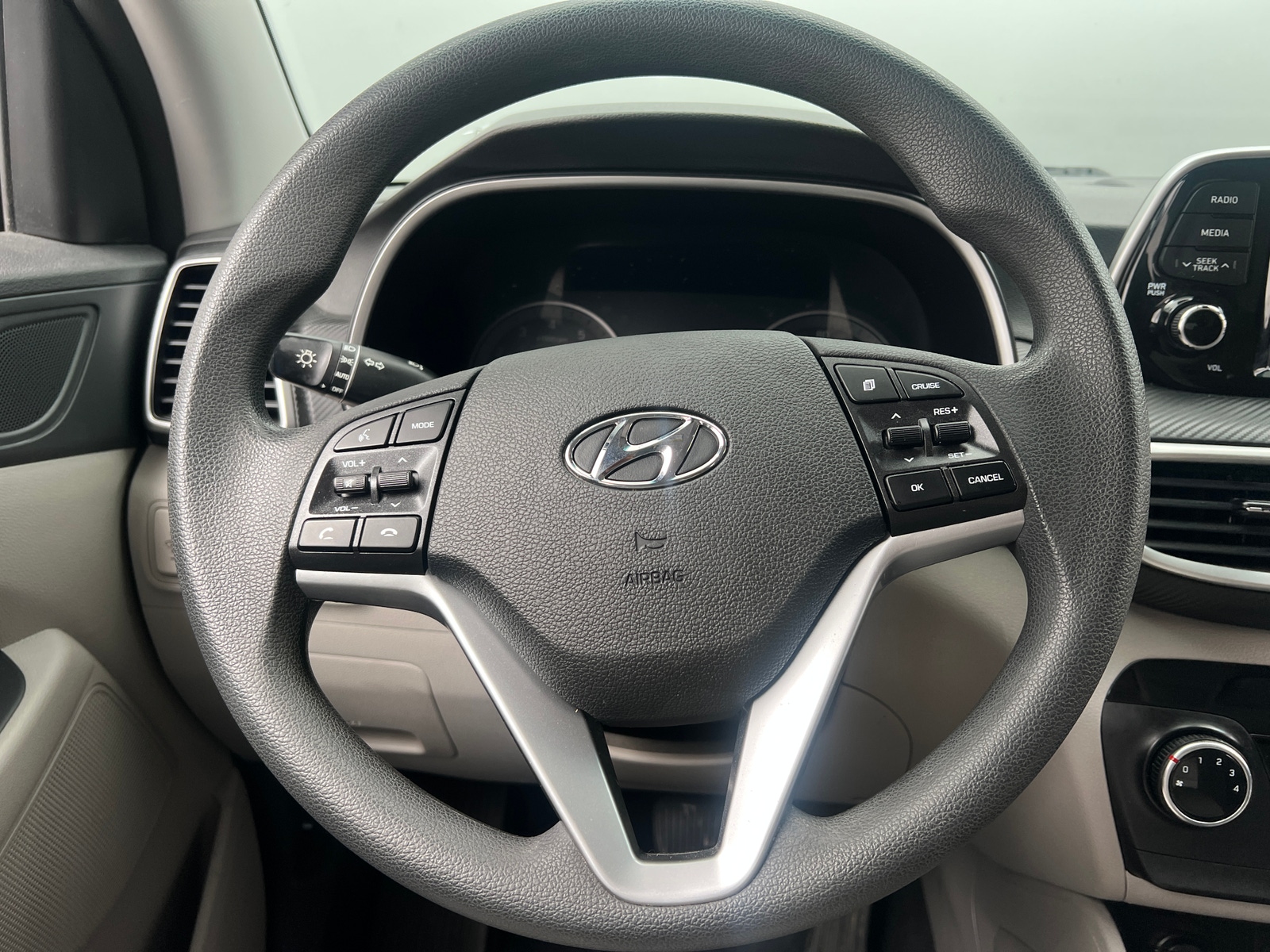 Thumbnail: 2020 Hyundai Tucson - 5