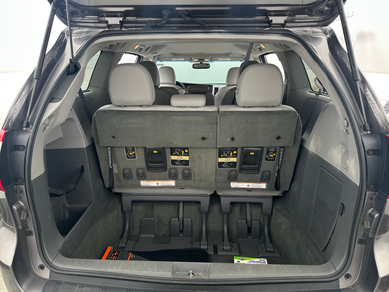 Thumbnail: 2015 Toyota Sienna - 6