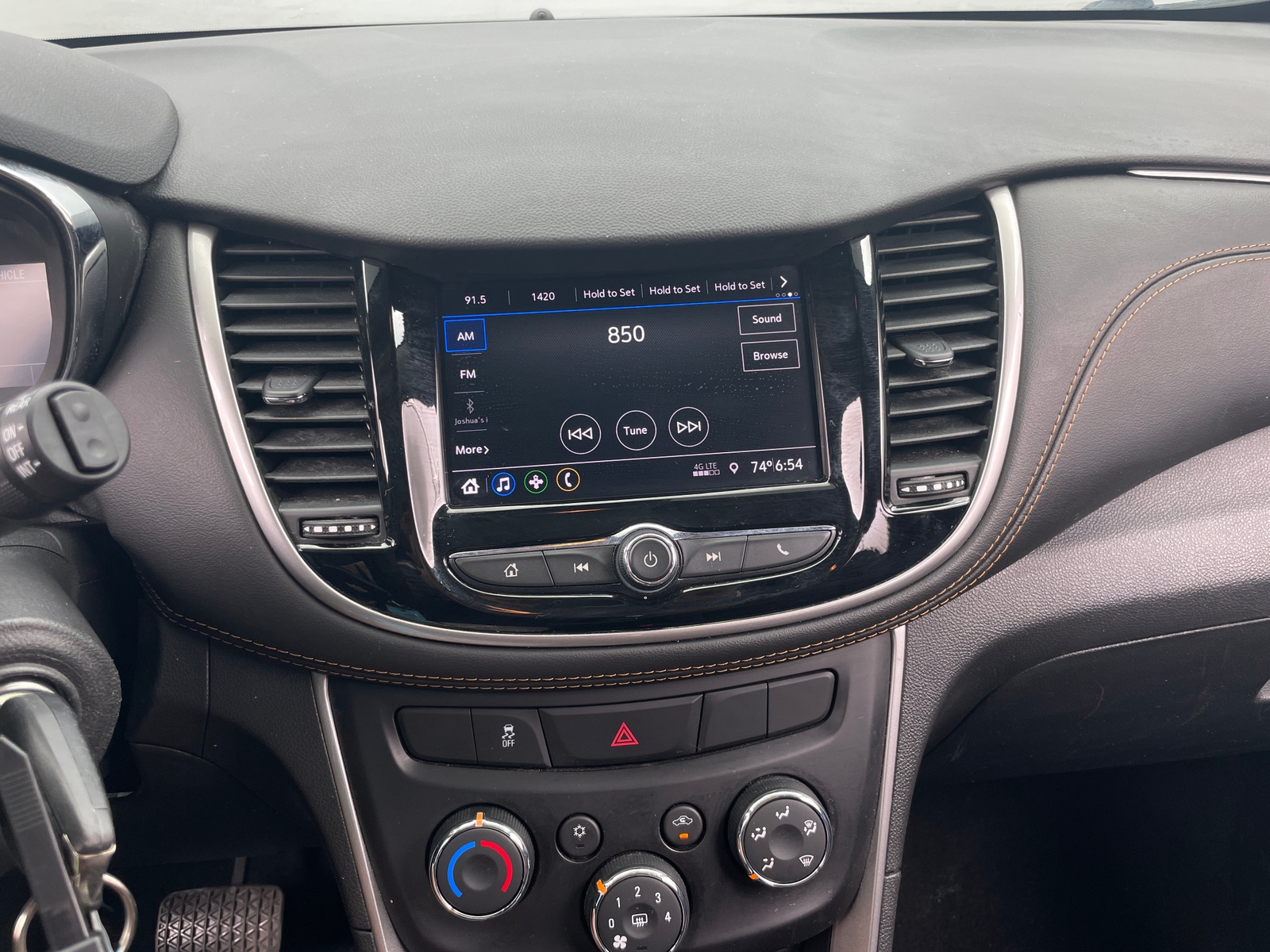 Thumbnail: 2022 Chevrolet Trax - 4