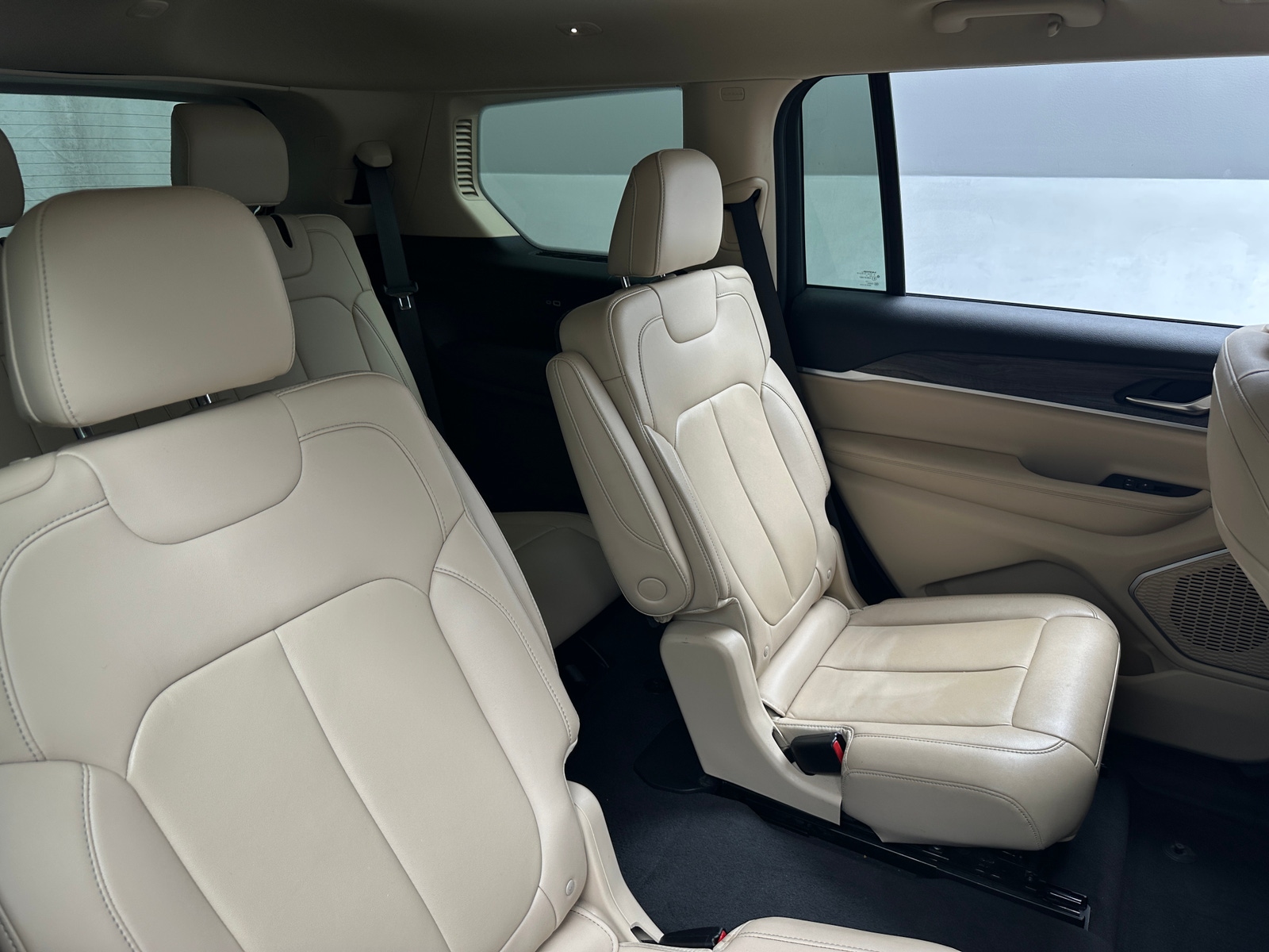 Thumbnail: 2021 Jeep Grand Cherokee L - 5