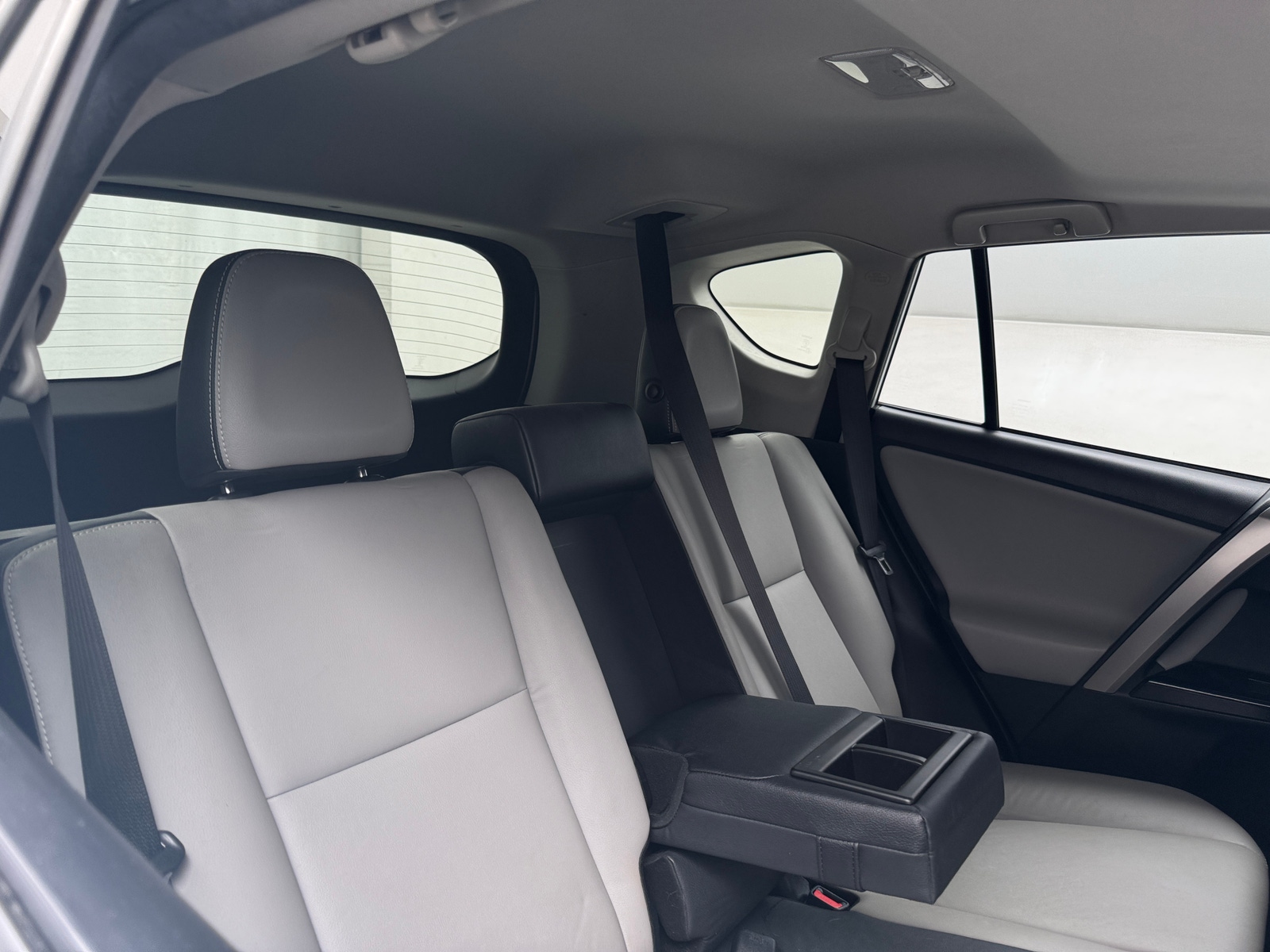 Thumbnail: 2016 Toyota RAV4 - 5