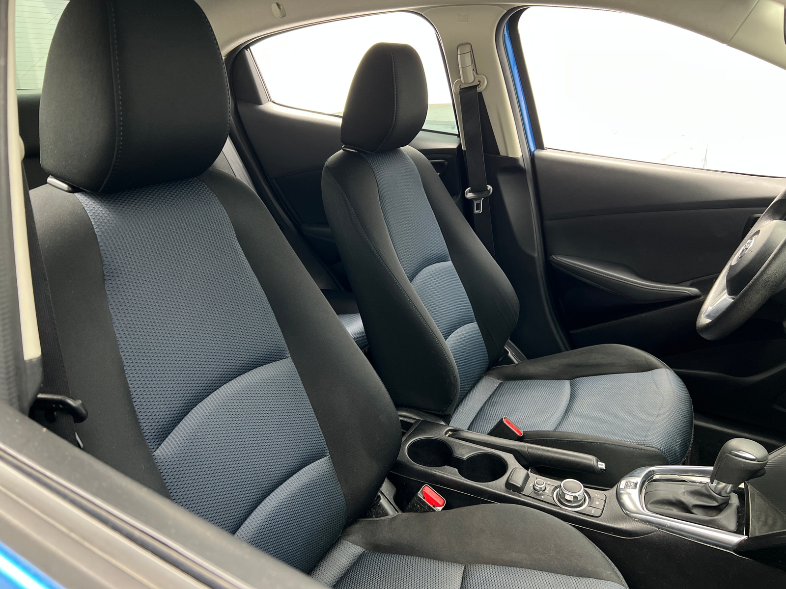 Thumbnail: 2017 Toyota Yaris iA - 2