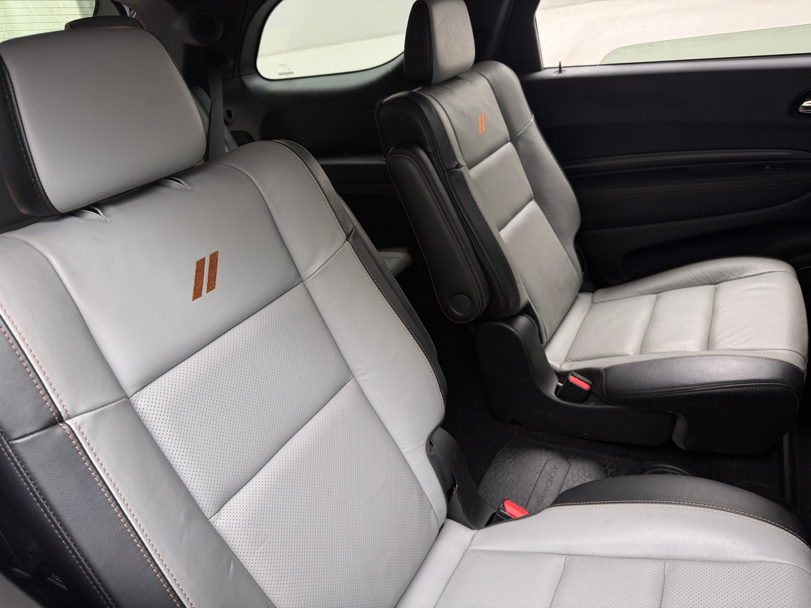 Thumbnail: 2022 Dodge Durango - 5