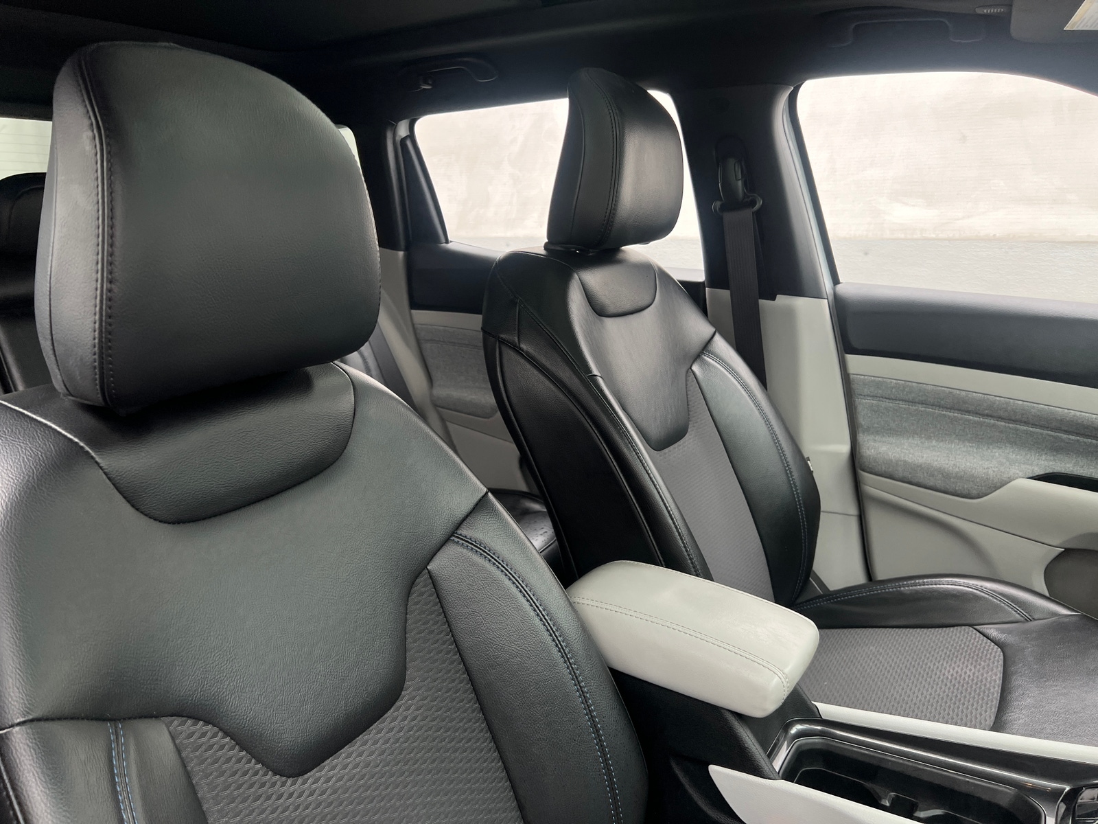 Thumbnail: 2023 Jeep Compass - 2