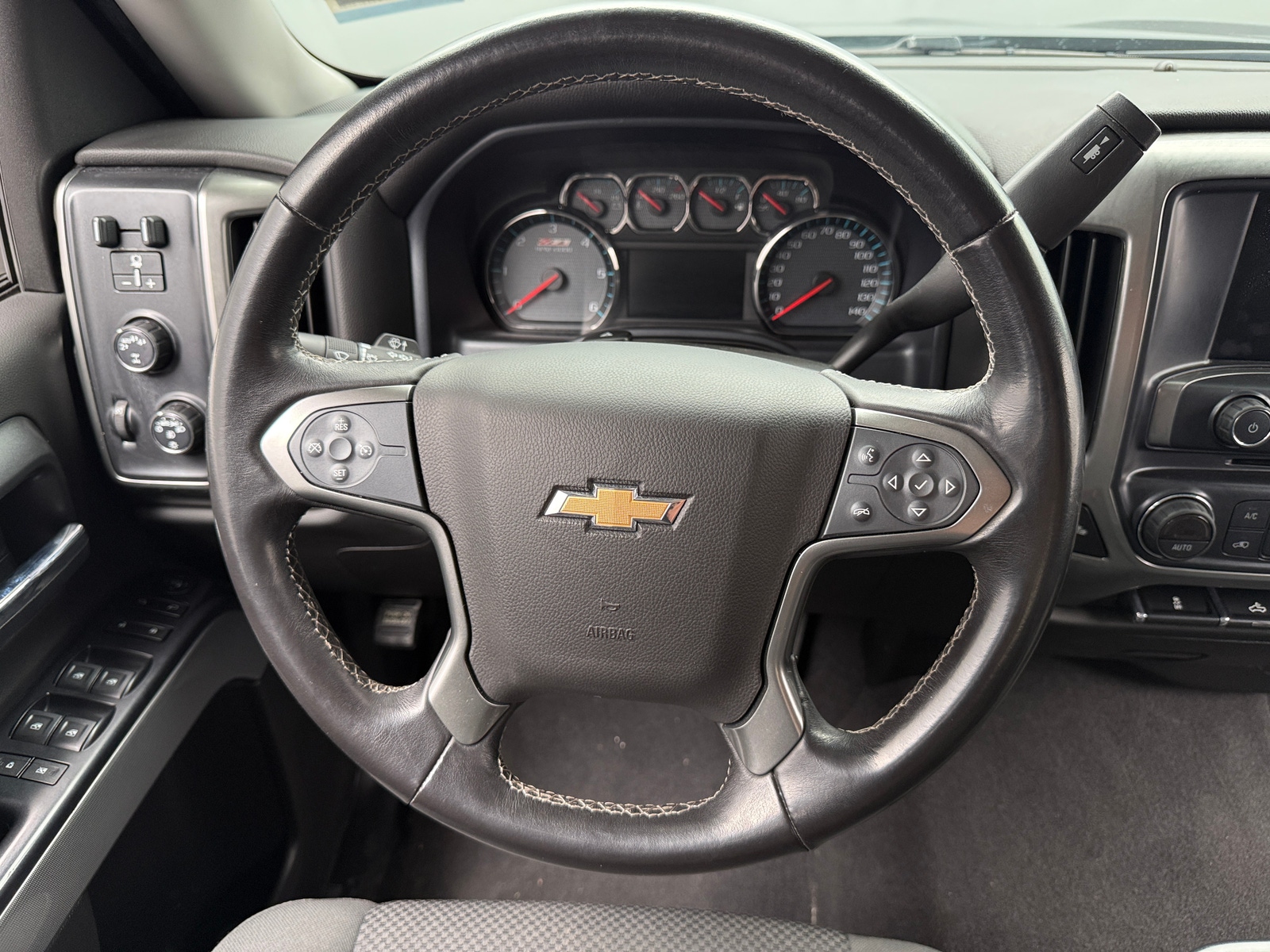 Thumbnail: 2019 Chevrolet Silverado 1500 - 5
