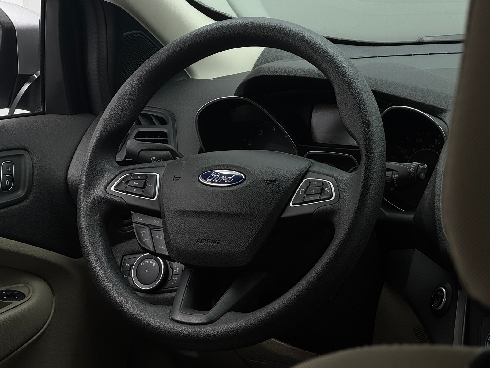 Thumbnail: 2019 Ford Escape - 5