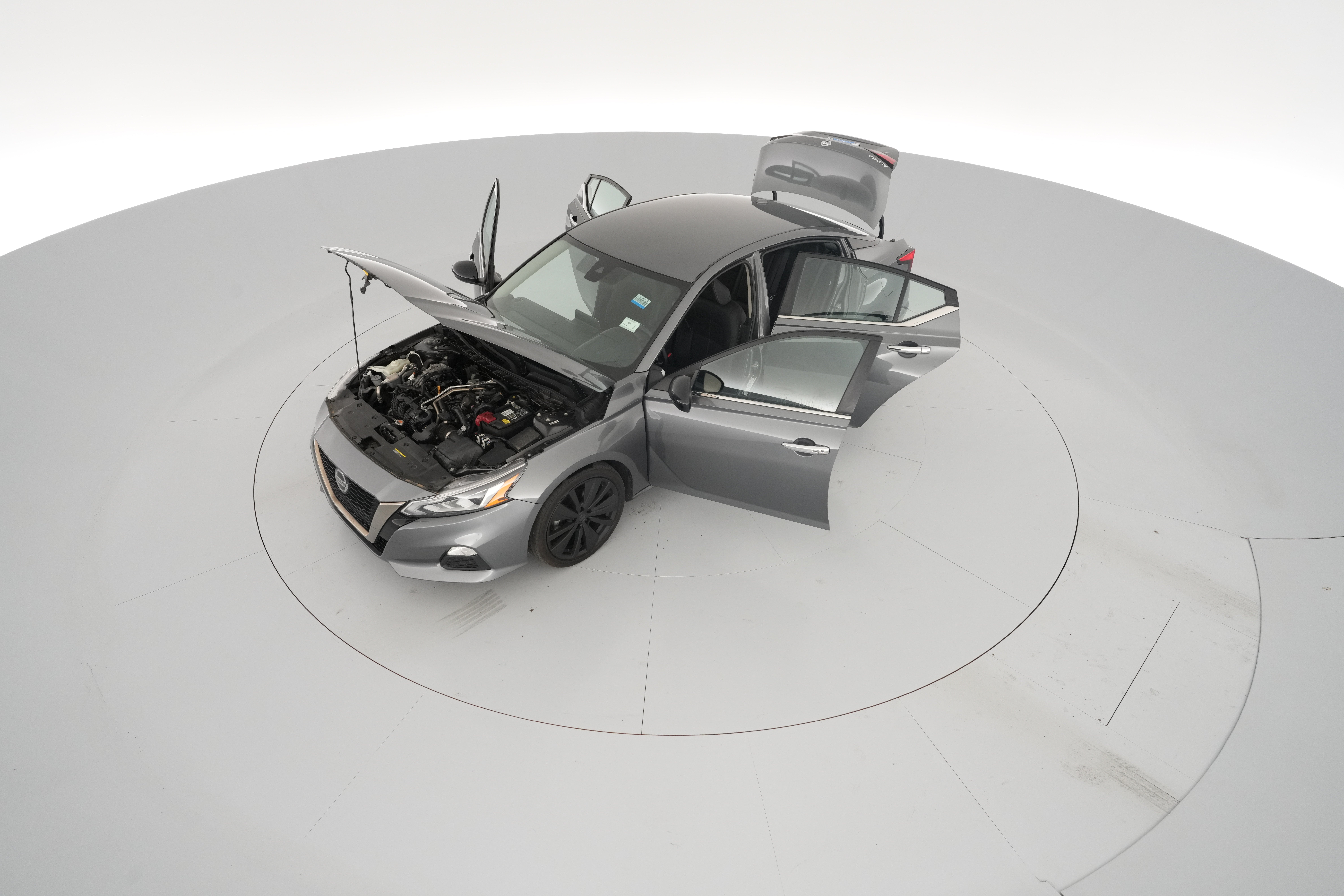 2022 Nissan Altima SR - Photo 37