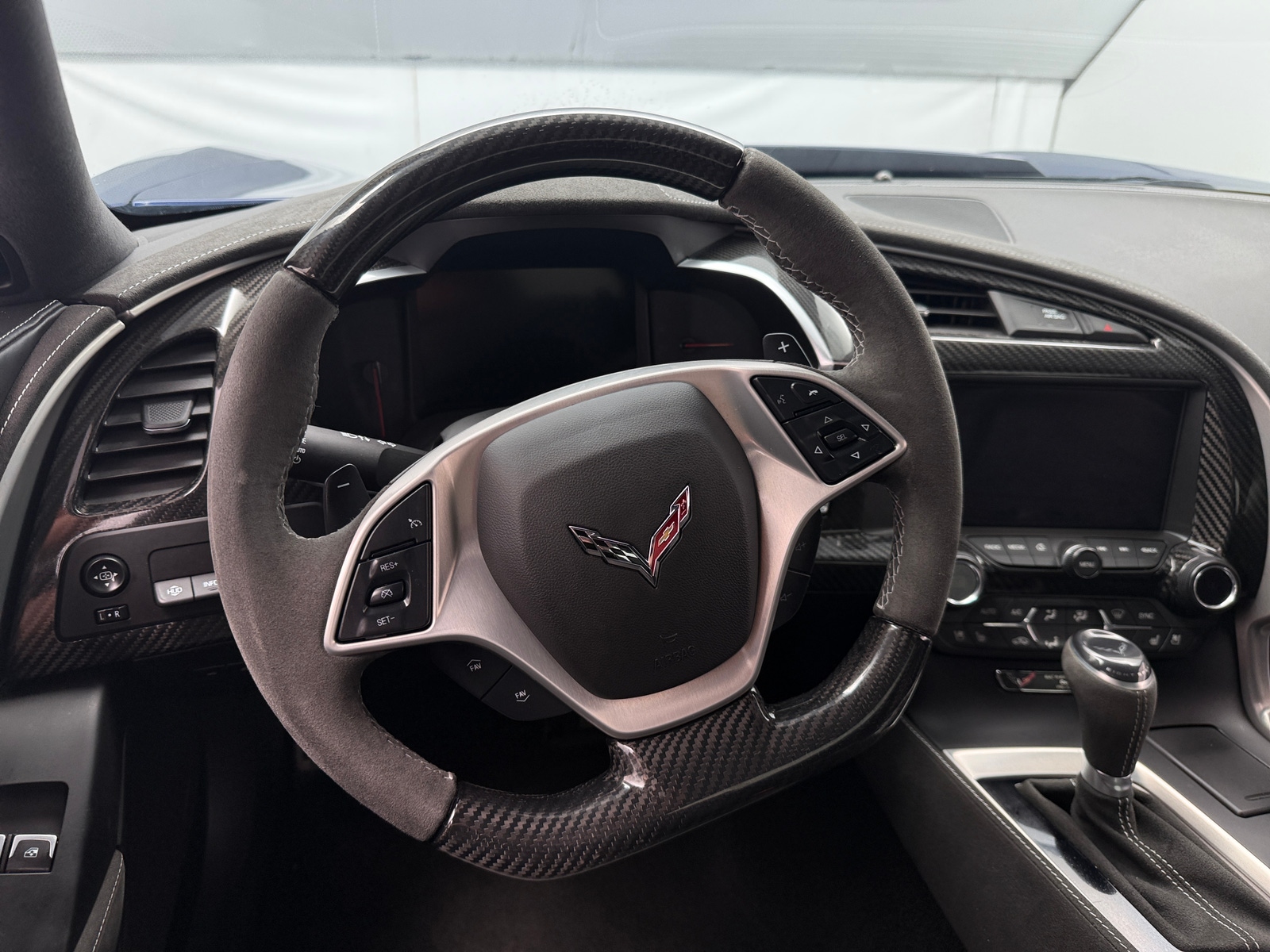 Thumbnail: 2018 Chevrolet Corvette - 3