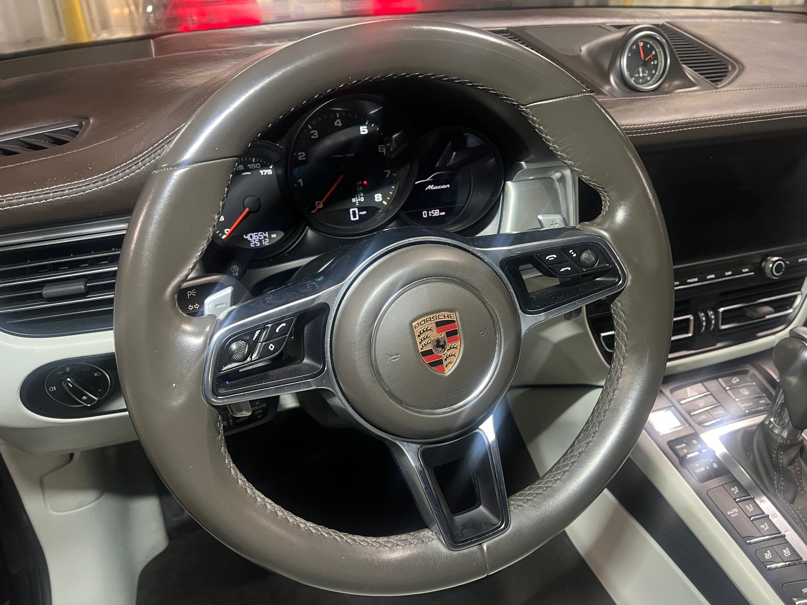 Thumbnail: 2019 Porsche Macan - 4