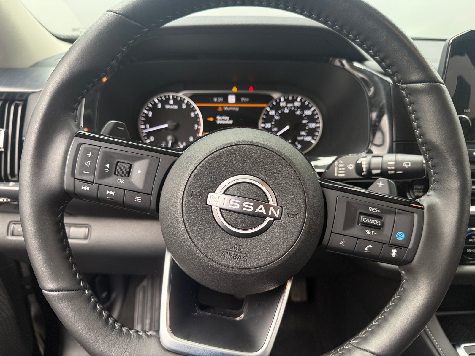 Thumbnail: 2025 Nissan Pathfinder - 4