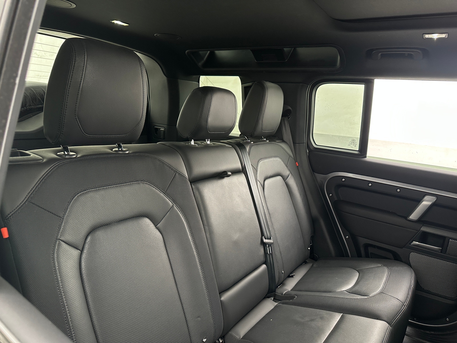 Thumbnail: 2024 Land Rover Defender - 5