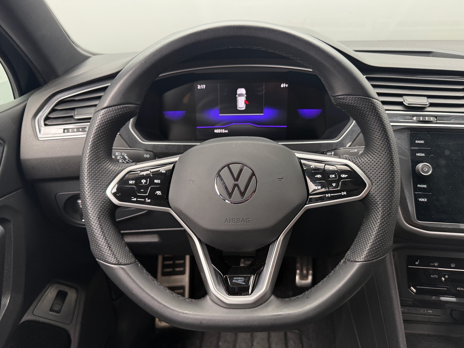 Thumbnail: 2024 Volkswagen Tiguan - 4