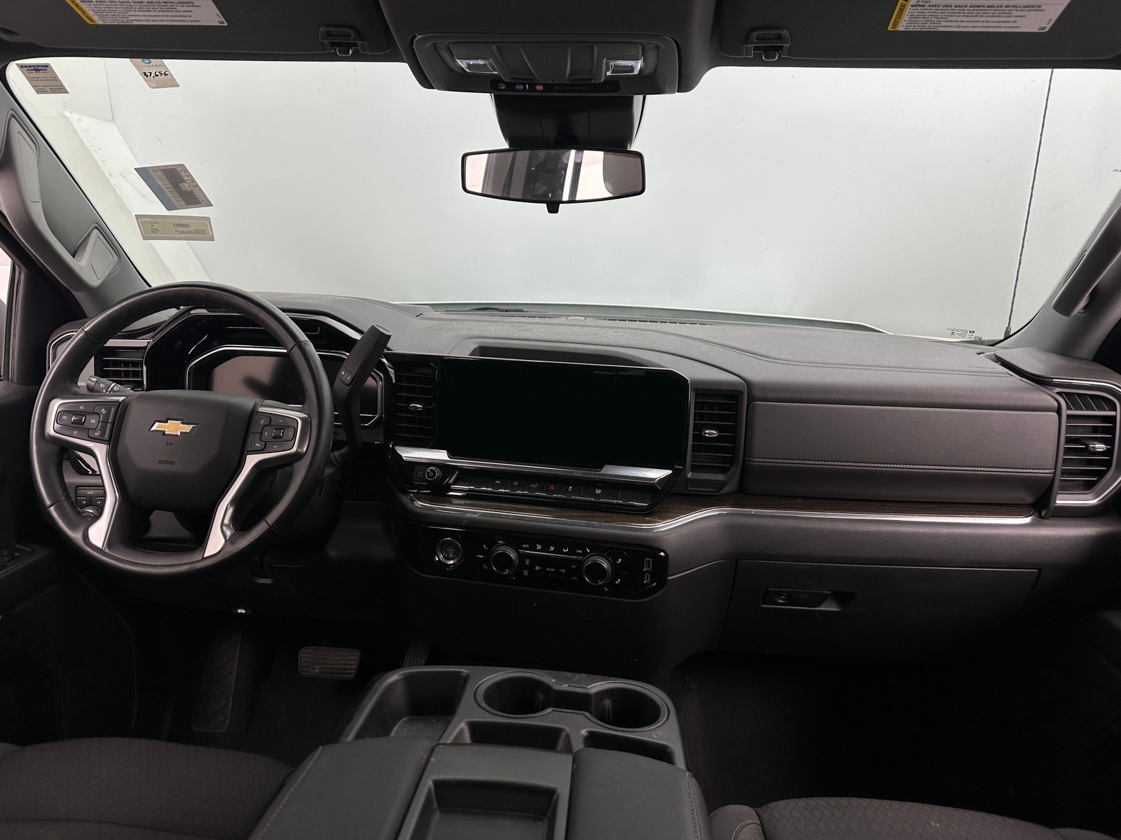 Thumbnail: 2023 Chevrolet Silverado 1500 - 3