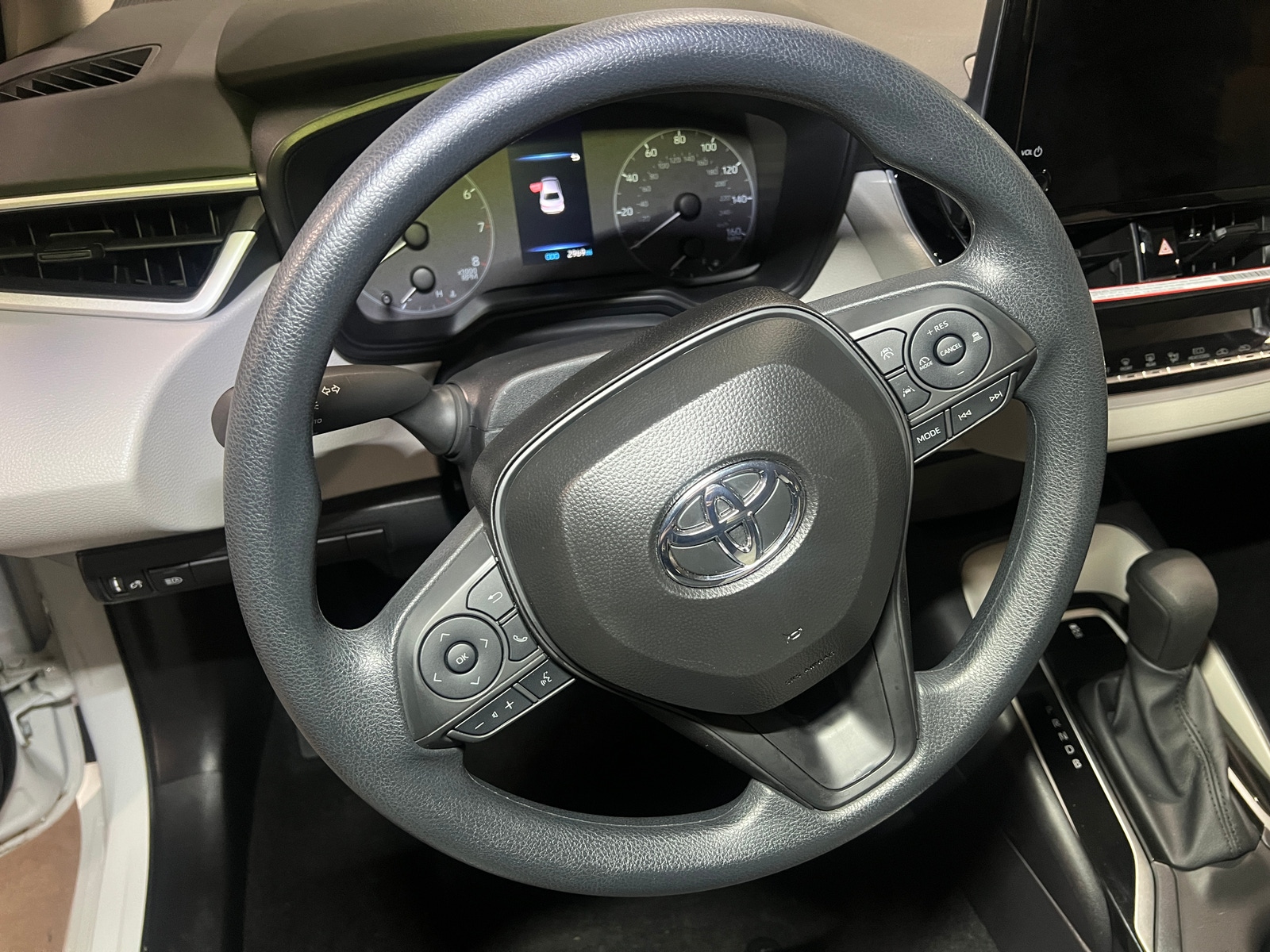 Thumbnail: 2025 Toyota Corolla - 5