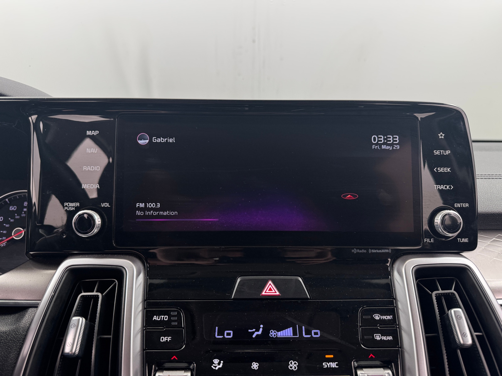 Thumbnail: 2022 Kia Sorento - 3