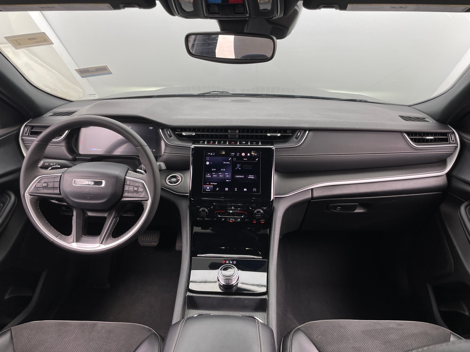 Thumbnail: 2024 Jeep Grand Cherokee L - 2