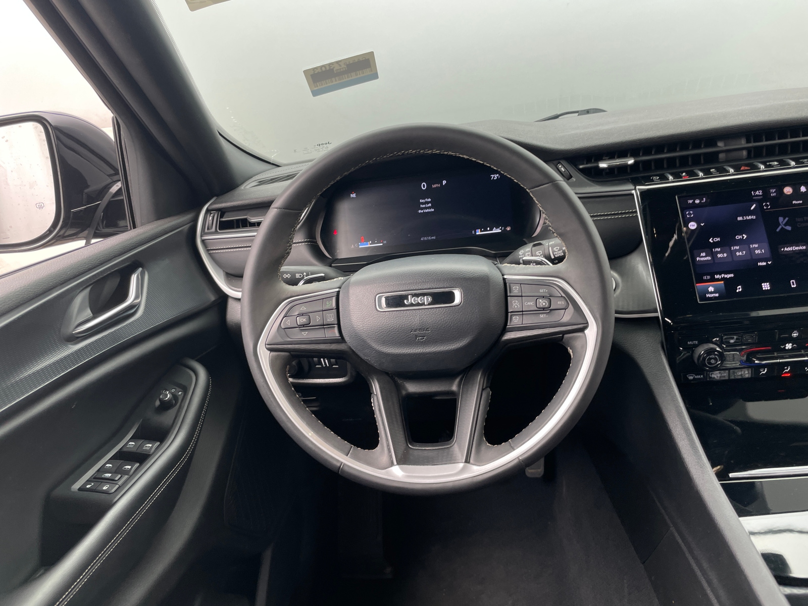 Thumbnail: 2024 Jeep Grand Cherokee L - 4