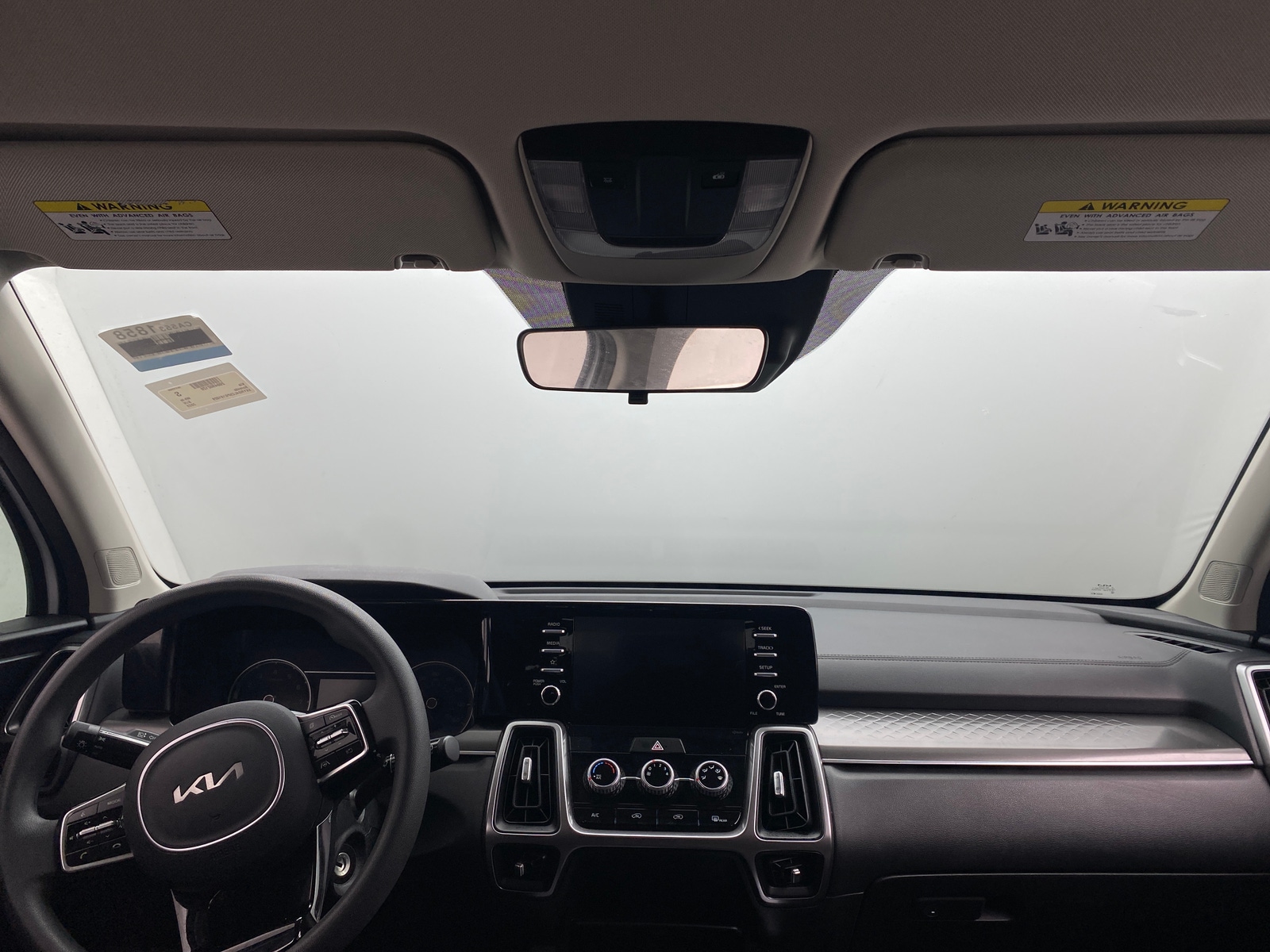 Thumbnail: 2023 Kia Sorento - 3
